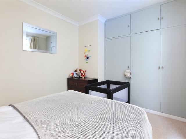 Apartment for rent in Stockwell, Greater London
