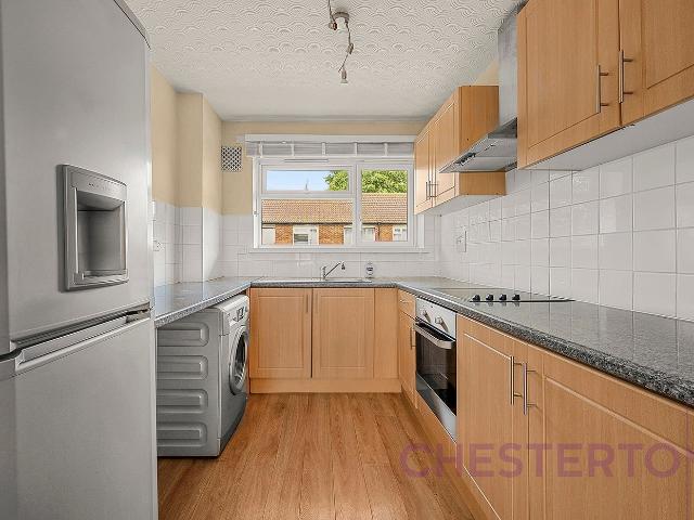 Apartment for rent in Charlton, Greater London