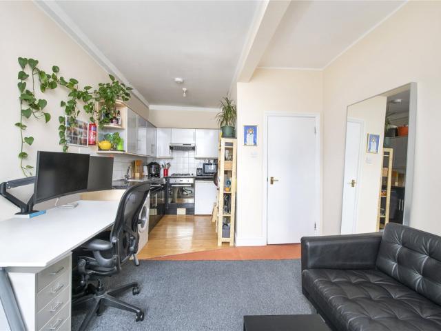 Apartment for rent in London Borough of Lewisham, Deptford