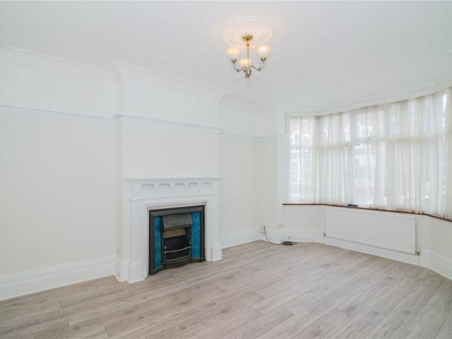 Apartment for rent in East Sheen, Greater London