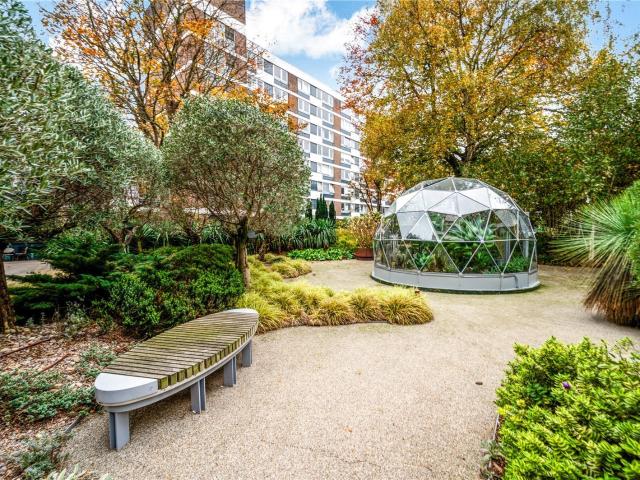 Apartment for rent in Paddington, Greater London