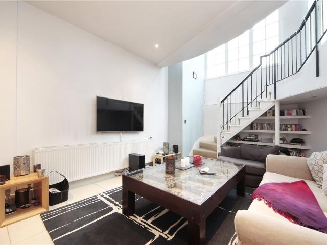 Apartment for rent in Stockwell Park, Greater London