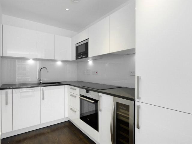 Apartment for rent in Highbury, Greater London
