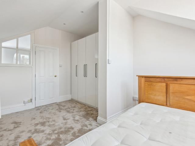 Apartment for rent in Brompton, Greater London