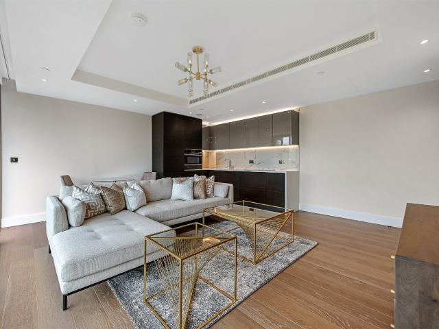 Apartment for rent in Kensington, Greater London
