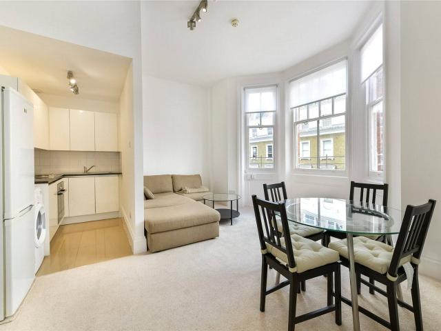 Apartment for rent in South Kensington, Greater London