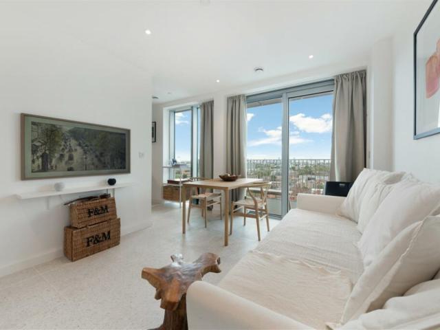 Apartment for rent in Point, Feock