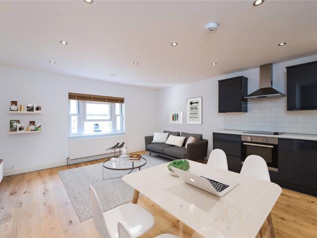 Apartment for rent in Lower Green Esher, Blackhills
