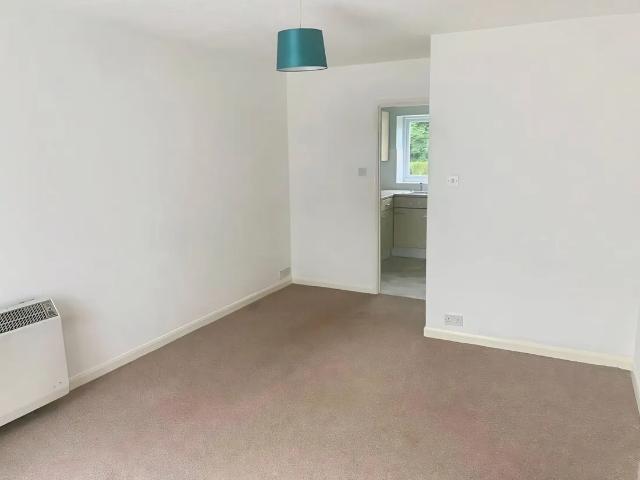 Studio for rent in Pleasant Valley, Duton Hill