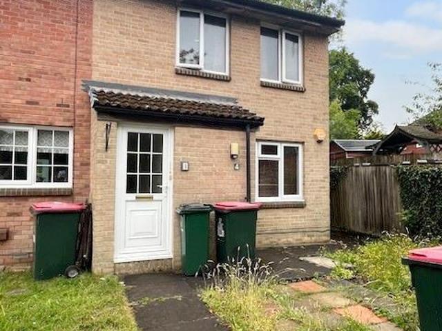 House for rent in Ifield West, Glynde