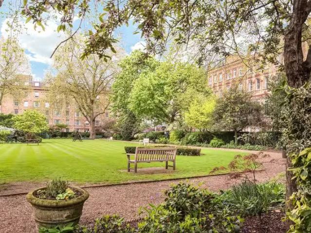 Apartment for rent in Royal Borough of Kensington and Chelsea, Greater London