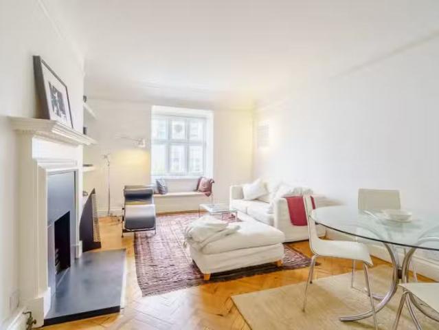 Apartment for rent in South Kensington, Greater London