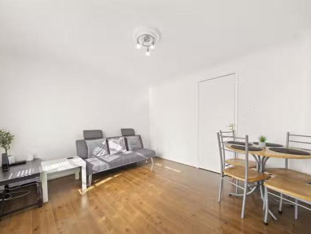 Apartment for rent in Chessington, Greater London