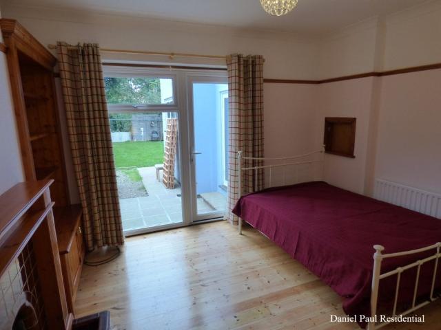 House for rent in London Borough of Ealing, Greater London