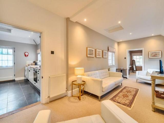 House for rent in Hawford, Hampshire
