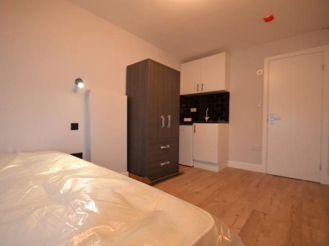 House for rent in Littleton Common, Lower Halliford