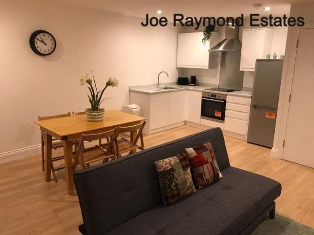 House for rent in London Borough of Barnet, Greater London