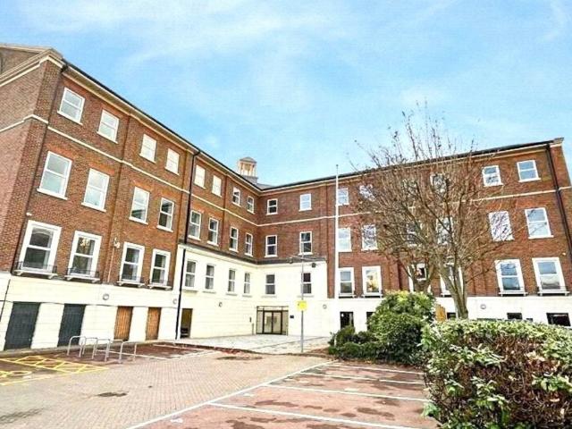 Apartment for rent in Luton, Chatham