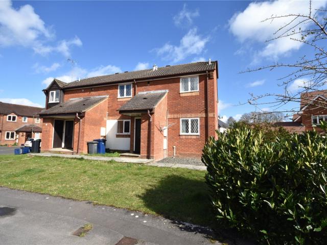 House for rent in Fole, Surrey