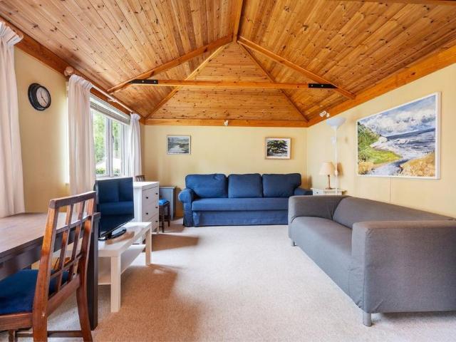 House for rent in The Close, Hampshire