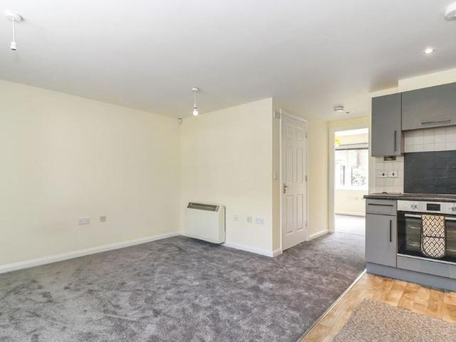 House for rent in Pouchen End, Hertfordshire