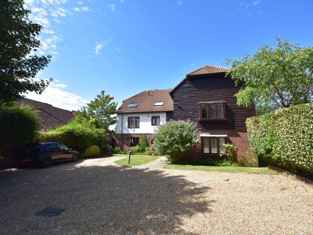 Apartment for rent in Waverley Estate, Fole
