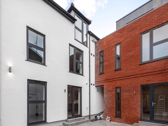 Apartment for rent in Wooteys, East Hampshire