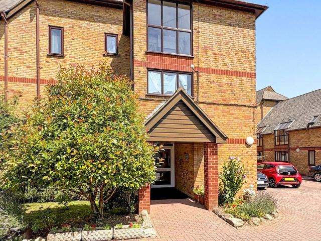 Apartment for rent in Snipeshill, Oad Street