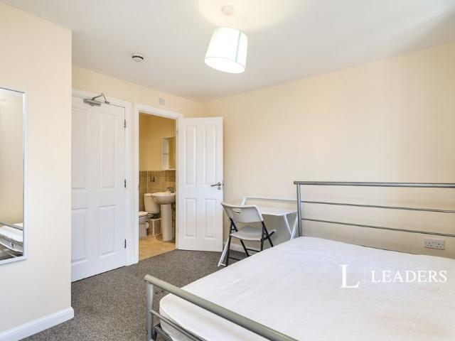 Townhouse for rent in Hatfield, Fretherne