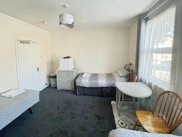 House for rent in Caversham, Reading