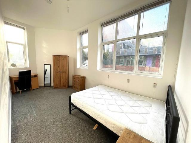 Room for rent in Somers Town, City Of Portsmouth