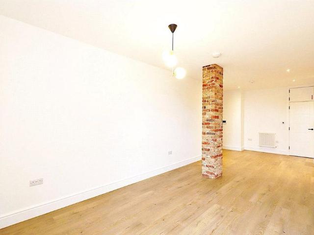 House for rent in Brooklands, Monks Orchard