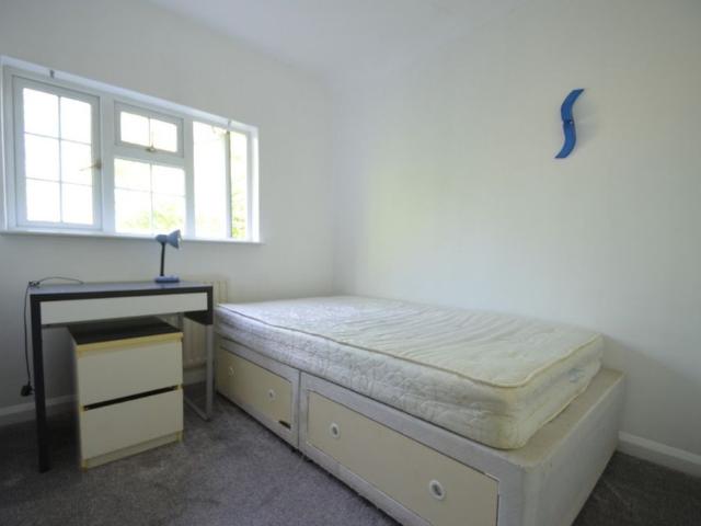 House for rent in Ripley Springs, Row Town