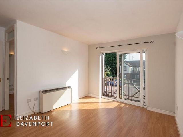 House for rent in Green Close, Warwickshire