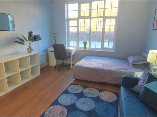 House for rent in Stoke, Stoke-on-Trent