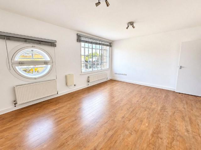 Apartment for rent in London Borough of Lewisham, Greater London