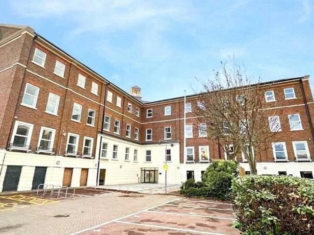 Apartment for rent in Luton, Chatham