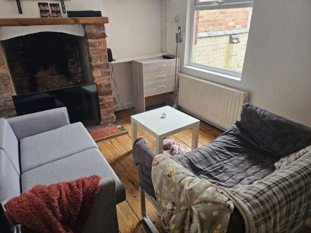 House for rent in St John's, Worcestershire
