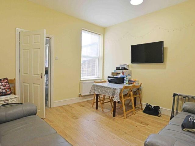 Room for rent in Stirchley, West Midlands
