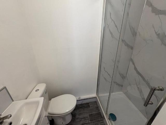 House for rent in Dalestorth, East Midlands