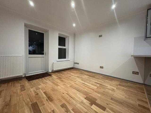 House for rent in Kitts Green, Isle Of Man