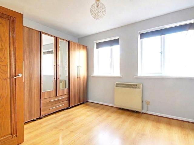 Apartment for rent in Lower Edmonton, Edmonton