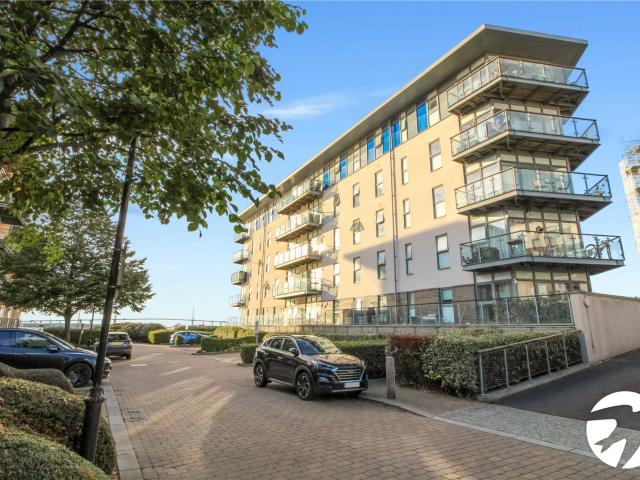 Apartment for rent in Greenhithe, Dartford
