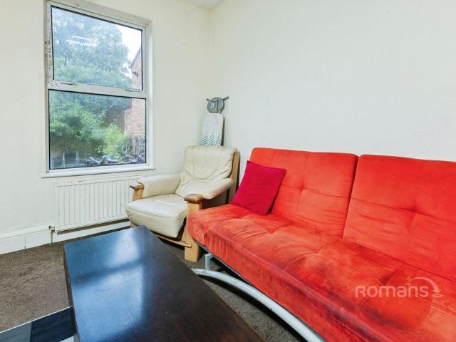 House for rent in Newtown, Reading