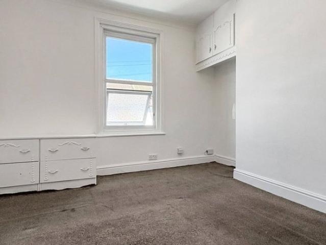Apartment for rent in Strood