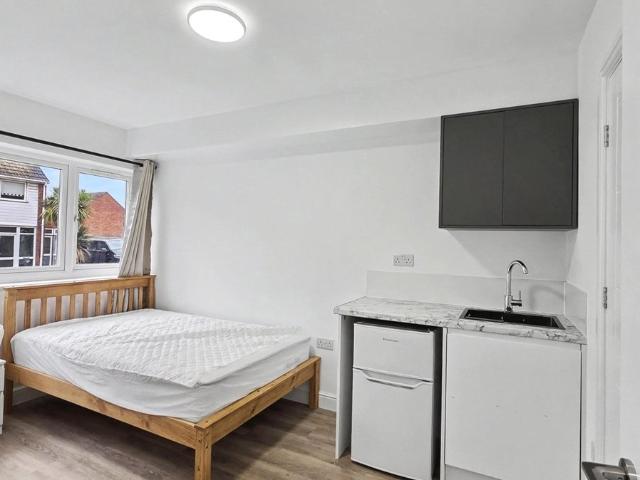 House for rent in Midway, Kent