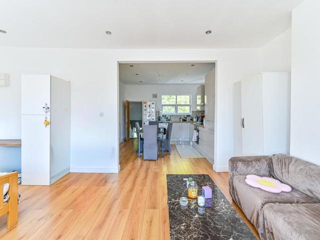 House for rent in London Borough of Croydon, Greater London