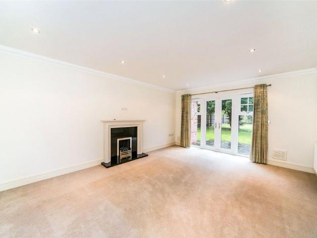 House for rent in Newtown, Reading