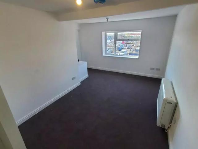 House for rent in Plant's Green, Cradley Heath