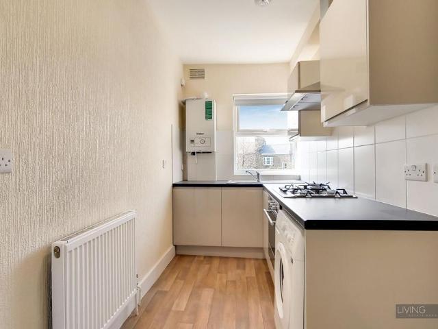 House for rent in Stroud Green, Greater London